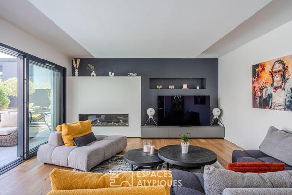 Maison contemporaine et sa piscine