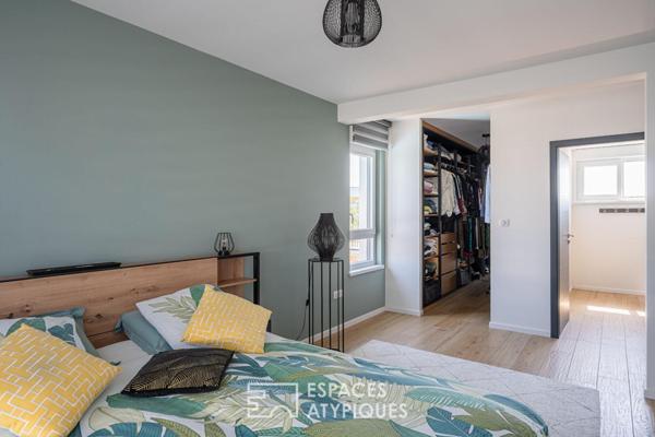 Maison contemporaine et sa piscine