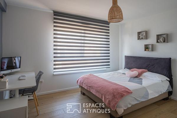 Maison contemporaine et sa piscine