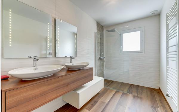 Maison à vendre    4 pièces • 111 m2 Chassieu