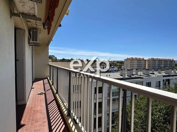 En eXclusivité / Appartement traversent / T4 -93 m² - Balcon - Garage / Quartier Saint-Jean-Du-Var