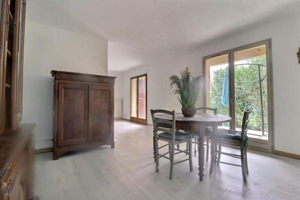Montélimar, à vendre villa