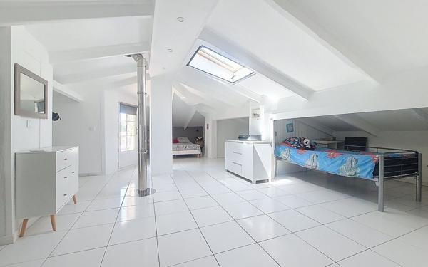 Maison à vendre    5 pièces •  Lunel