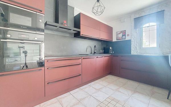 Maison à vendre    5 pièces •  Lunel