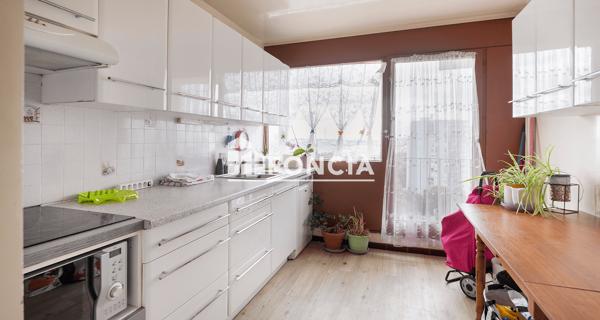 À vendre Appartement 3 pièces 65 m² - Créteil 94000