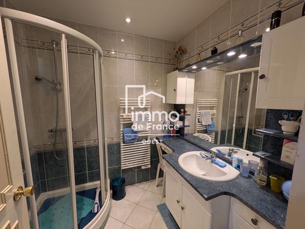 Appartement  T4 rez-de-chaussée - résidence VAL D'OR