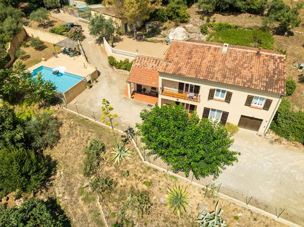 A VENDRE EXCLUSIVITE ! DRAGUIGNAN Maison 7 pièces 178 m² avec 2 appartements