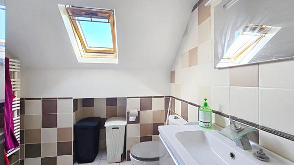 Maison spacieuse sur sous-sol total à vendre à 7 minutes de Coubert