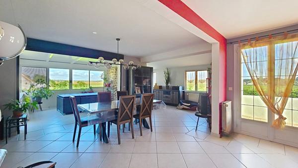 Maison spacieuse sur sous-sol total à vendre à 7 minutes de Coubert
