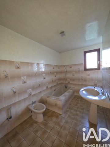 Maison à vendre 5 pièces 132 m² Saint-Laurent-les-Tours