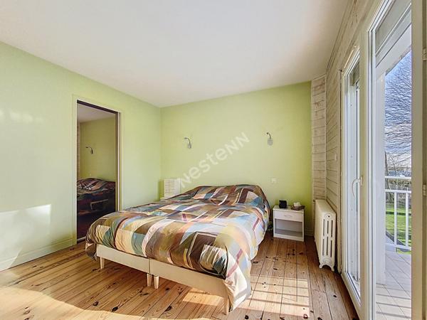 A VENDRE grande maison d'une superficie de 240 m² - 5 chambres - Château-Gontier, proche commerces.