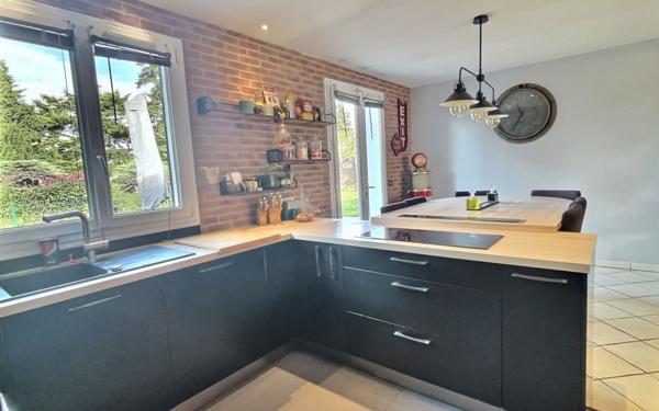 Maison à vendre    6 pièces •  Mennecy