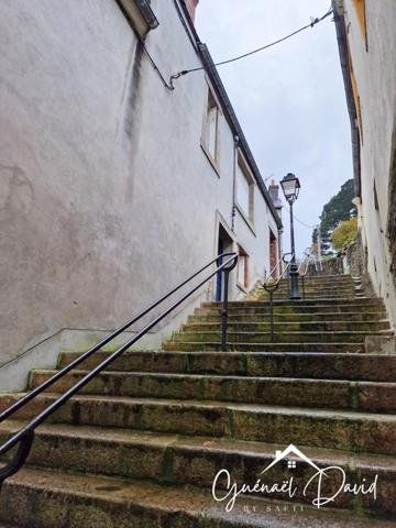 IMMEUBLE MORLAIX 3 APPARTEMENTS + GARAGE À RÉNOVER