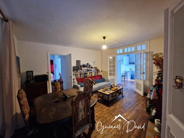 IMMEUBLE MORLAIX 3 APPARTEMENTS + GARAGE À RÉNOVER