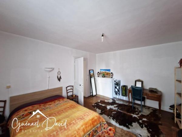 IMMEUBLE MORLAIX 3 APPARTEMENTS + GARAGE À RÉNOVER