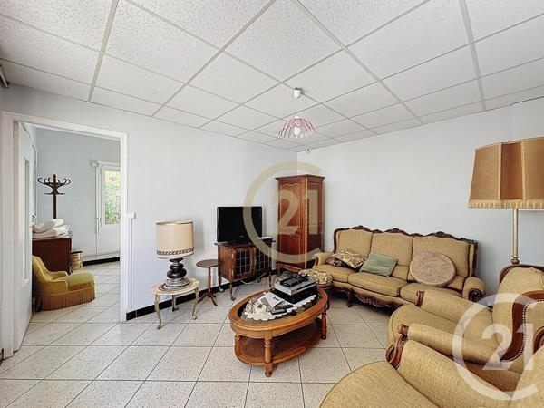 Maison à vendre  9 pièces - 184,85 m2 REMOULINS - 30