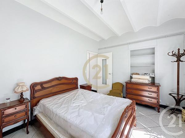 Maison à vendre  9 pièces - 184,85 m2 REMOULINS - 30