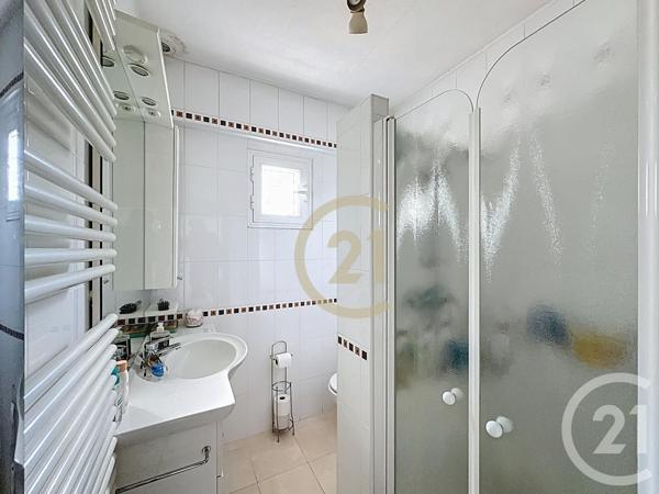 Maison à vendre  9 pièces - 184,85 m2 REMOULINS - 30