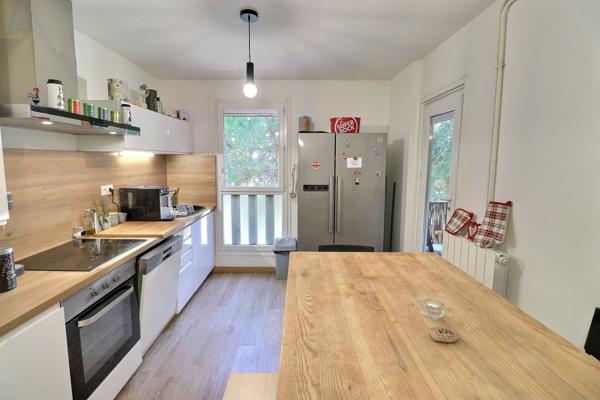 Lattes (34970) T3 dernier étage seul sur palier – Rénové - Terrasse au calme – Travaux énergétiques déjà financés.