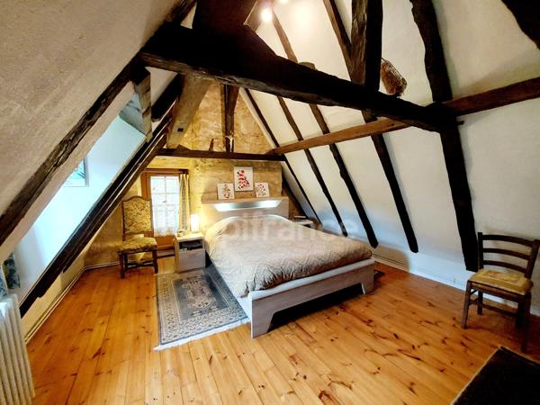 A vendre. Ensemble de 250m² à Tursac (24) avec maison d'habitation, gîte, piscine lagon sur près de 1,5 hectares de terrain en partie boisé. possibilité de création d'une auberge