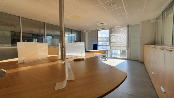 Bureaux Marseille 861 m2