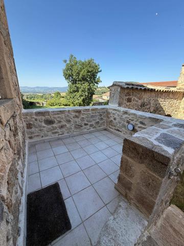 Maison en pierres de 167.35m² avec terrain à SAVAS