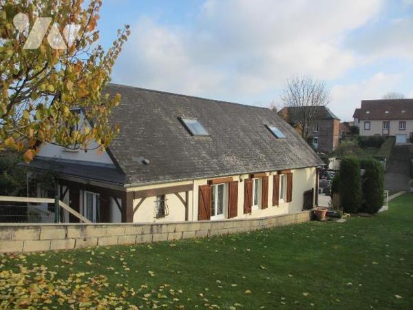 Pavillon de 148m² habitables  sur un terrain de 1606m²  vendu en nu-propriété (reserve du droit...