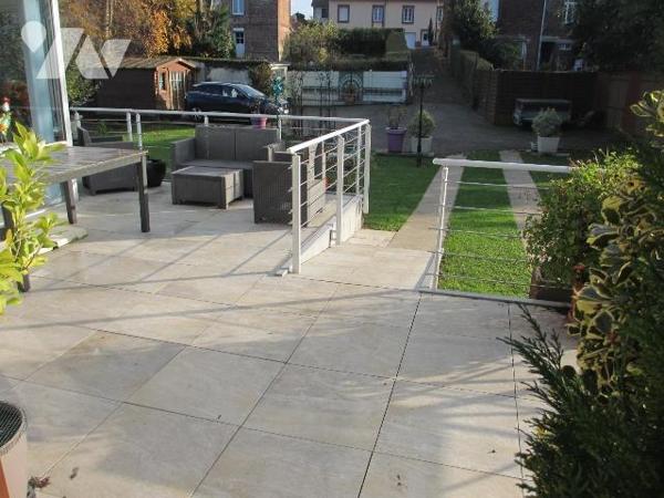 Pavillon de 148m² habitables  sur un terrain de 1606m²  vendu en nu-propriété (reserve du droit...