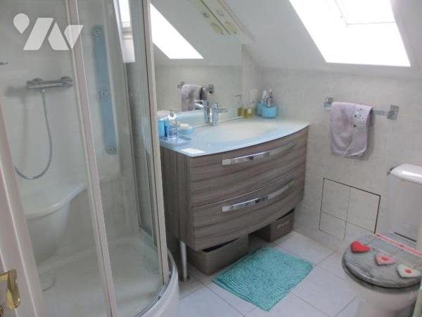 Pavillon de 148m² habitables  sur un terrain de 1606m²  vendu en nu-propriété (reserve du droit...