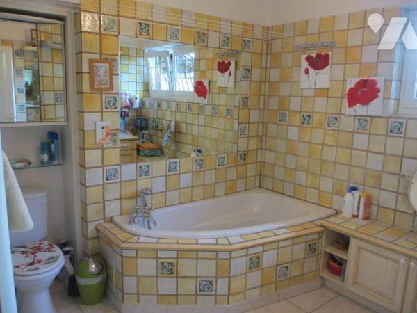 Pavillon de 148m² habitables  sur un terrain de 1606m²  vendu en nu-propriété (reserve du droit...