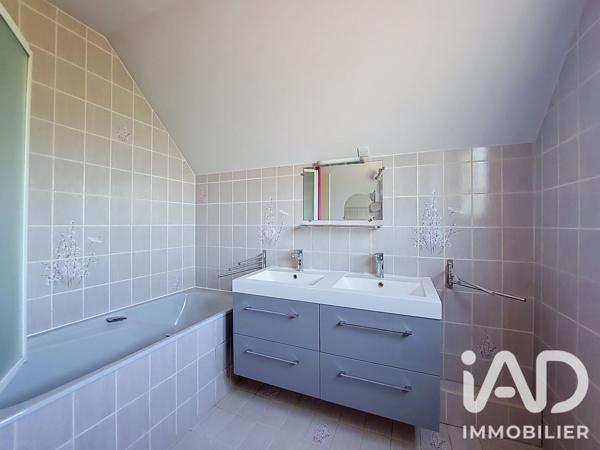 Maison à vendre 6 pièces 186 m² Saint-Pierre-de-Varengeville