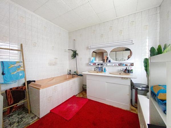 Large maison semi individuelle avec jardin et grand garage NIEPPE