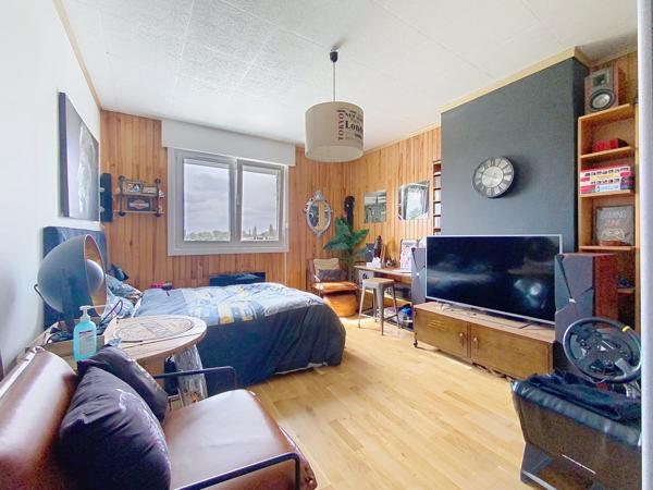 Large maison semi individuelle avec jardin et grand garage NIEPPE