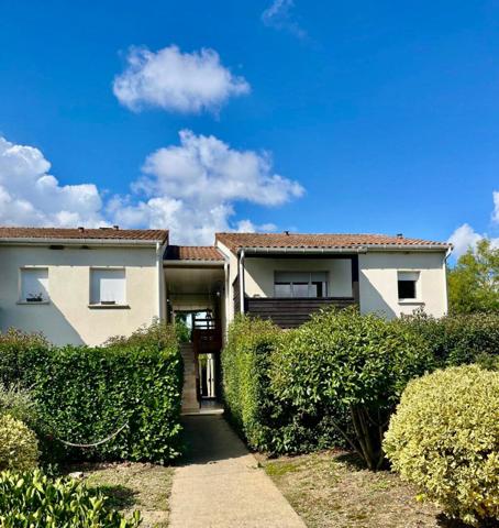 Appartement Saint Sulpice La Pointe 2 pièce(s) 42 m2