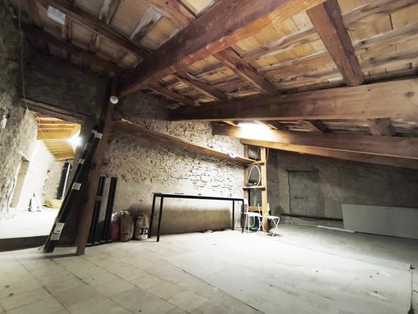 Chusclan (30200) Maison Chusclan 3 pièce(s) 66 m2