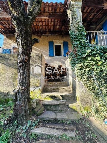 Maison de caractère avec grand terrain à Banon