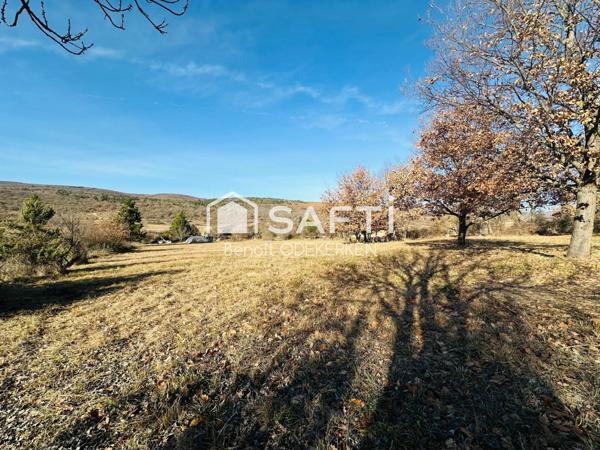 Maison de caractère avec grand terrain à Banon