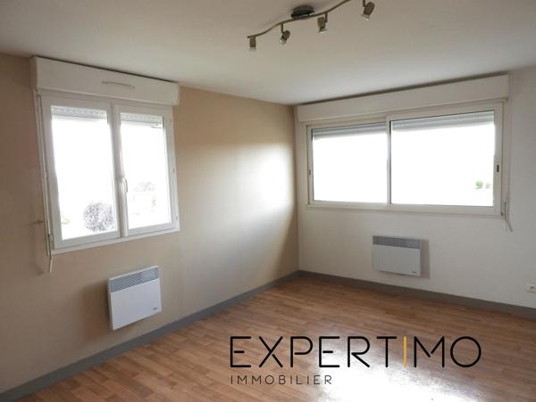 Chasseneuil-du-Poitou (86360) ENSEMBLE IMMOBILIER composé de 2 maisons (T2 et T3) avec garage à 2 mn du FUTUROSCOPE