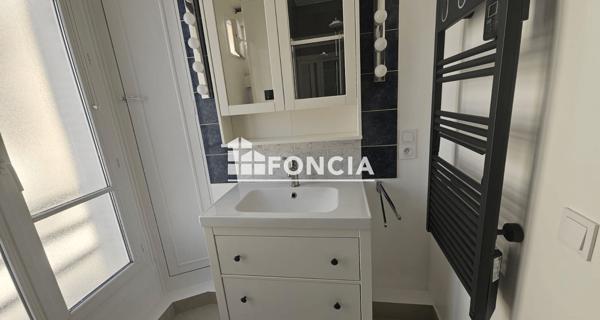 Location Appartement 3 pièces 55.4 m² - Charenton-le-pont 94220