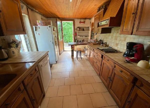 Maison à vendre    5 pièces •  Cozes