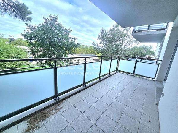 Toulouse 31500 JOLIMONT Sans frais agence Agréable T3 récent de 65.6m², terrasse de 9.55m² Très belle vue arborée parking en sous sol