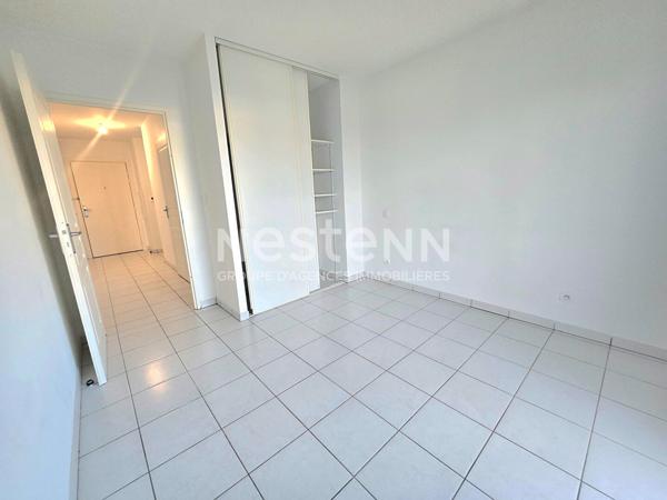 Toulouse 31500 JOLIMONT Sans frais agence Agréable T3 récent de 65.6m², terrasse de 9.55m² Très belle vue arborée parking en sous sol