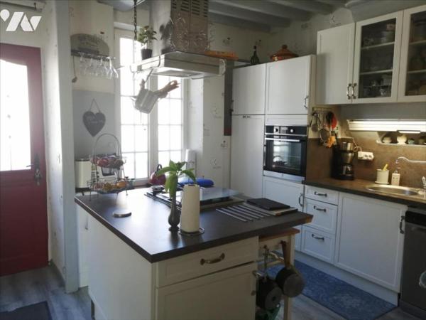 ST PIERRE/DIVES-MAISON EN PARFAIT ETAT