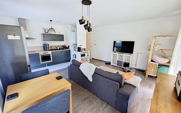 Appartement à vendre    3 pièces • 63,70 m2 Tours