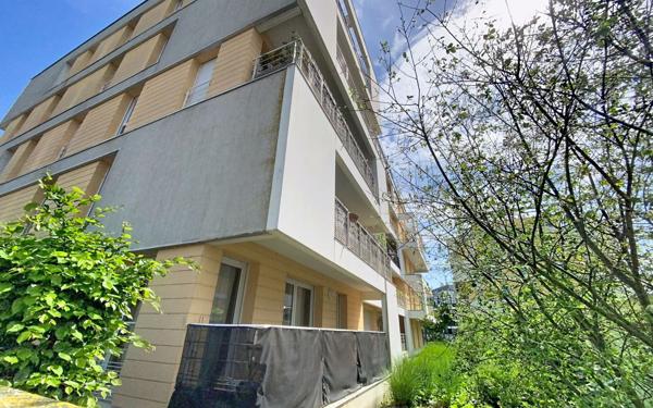 Appartement à vendre    3 pièces • 63,70 m2 Tours