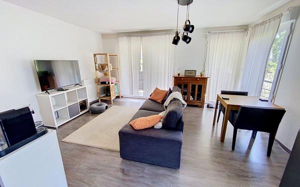 Appartement à vendre    3 pièces • 63,70 m2 Tours