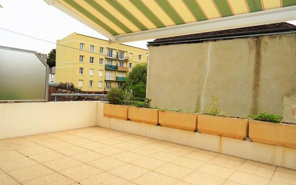 Appartement à louer    3 pièces •  Nogent-le-Rotrou