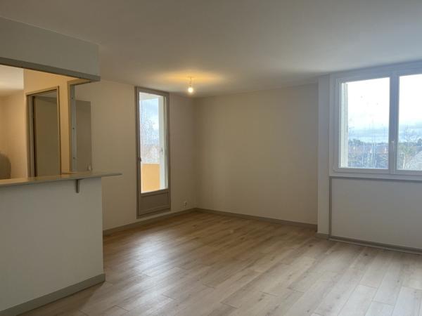 Appartement à louer |  St-Avertin |  2 pièces | 57 m²