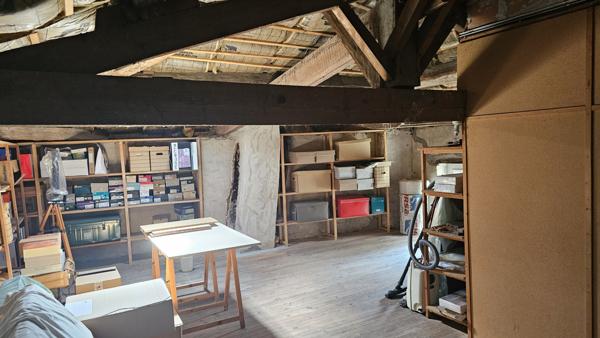 Le Mas-d'Agenais (47430) Magnifique demeure de village 5 chambres, garage et jardin.