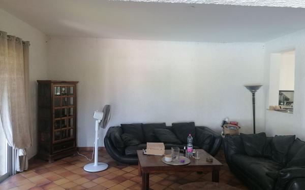 Maison à vendre    10 pièces •  Saint-Paul